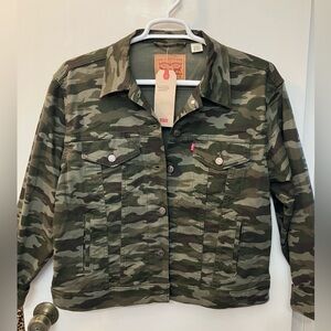 Levi's Women's Camouflage Jacket